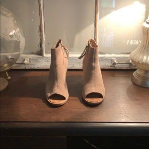Toms tan peep toe booties